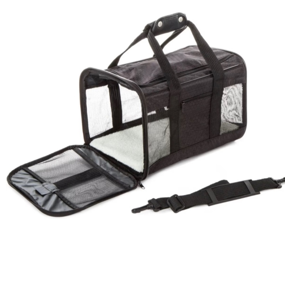 SHERPA Pet Carrier Brand New with Tags